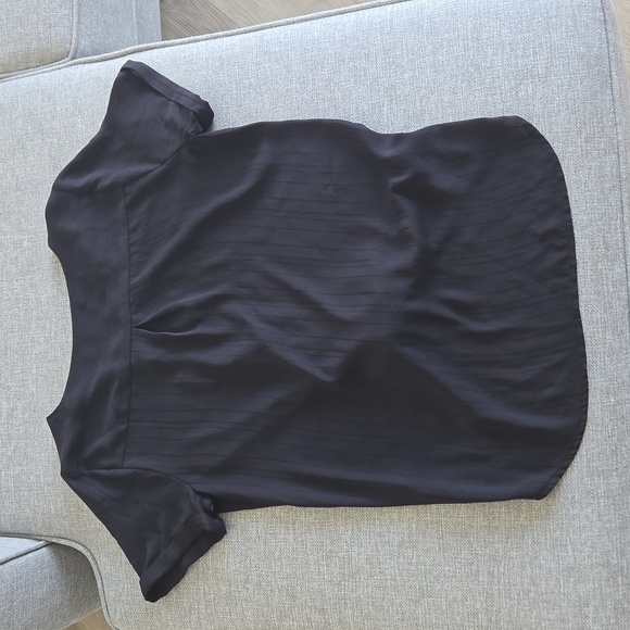 Black zip up top - Picture 4 of 5